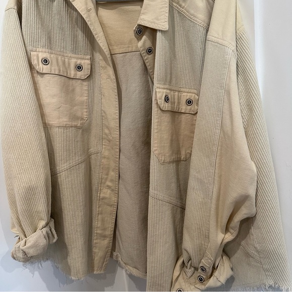 Cream Distressed Shacket - Picture 4 of 5